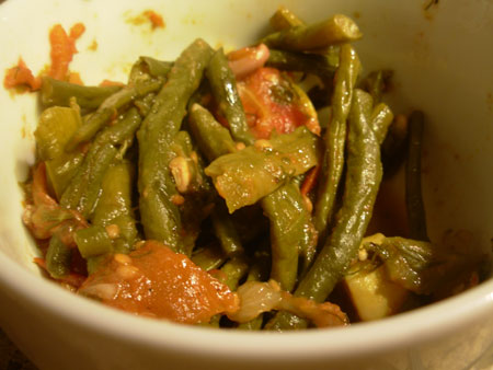 Greek Stewed Green Beans and Yellow Squash With Tomatoes