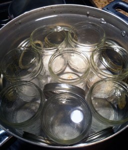 Sterilizing canning jars